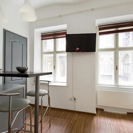 Apartment Awesome In Budapest